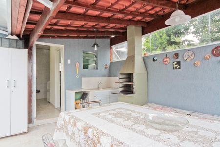 Casa à venda com 91m², 3 quartos e 3 vagasÁrea externa