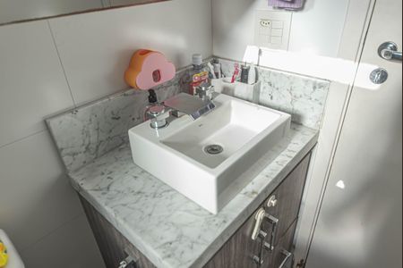 Apartamento à venda com 97m², 3 quartos e 2 vagas Apartamento à venda com 97m², 3 quartos e 2 vagasBanheiro da Suíte