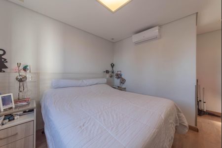 Apartamento à venda com 97m², 3 quartos e 2 vagas Apartamento à venda com 97m², 3 quartos e 2 vagasSuíte