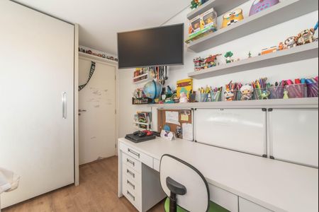 Apartamento à venda com 97m², 3 quartos e 2 vagas Apartamento à venda com 97m², 3 quartos e 2 vagasQuarto 2