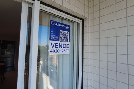 Apartamento à venda com 97m², 3 quartos e 2 vagasPlaquinha