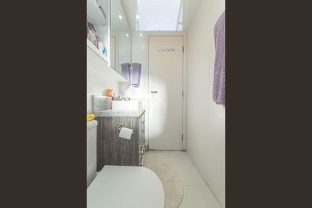 Apartamento à venda com 97m², 3 quartos e 2 vagas Apartamento à venda com 97m², 3 quartos e 2 vagasBanheiro da Suíte