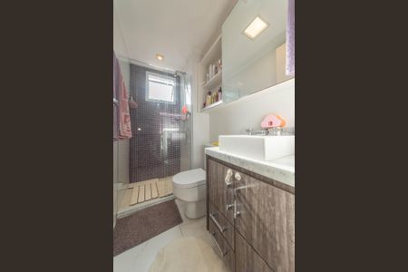 Apartamento à venda com 97m², 3 quartos e 2 vagas Apartamento à venda com 97m², 3 quartos e 2 vagasBanheiro da Suíte