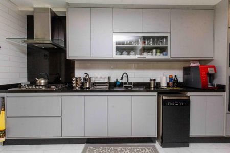 Apartamento à venda com 132m², 3 quartos e 2 vagasCozinha