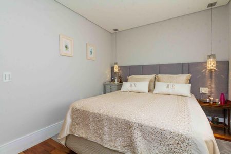 Apartamento à venda com 132m², 3 quartos e 2 vagasSuíte 3