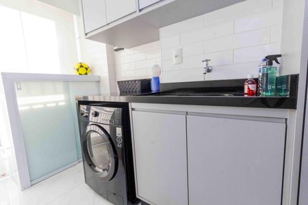 Apartamento à venda com 132m², 3 quartos e 2 vagasÁrea de Serviço