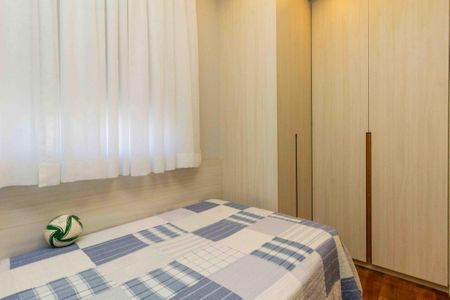 Apartamento à venda com 132m², 3 quartos e 2 vagasSuíte 1