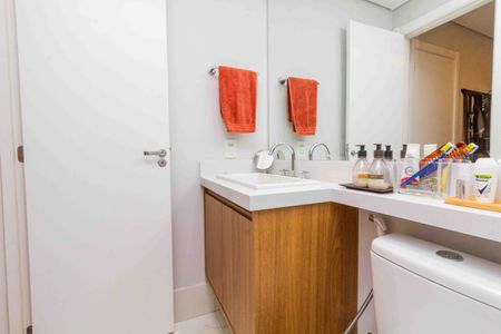 Apartamento à venda com 132m², 3 quartos e 2 vagasBanheiro da Suíte 3