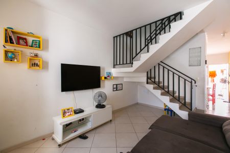 Casa à venda com 72m², 2 quartos e 1 vaga Casa à venda com 72m², 2 quartos e 1 vagaSala