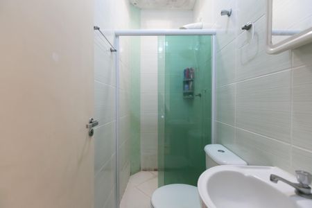 Casa à venda com 72m², 2 quartos e 1 vaga Casa à venda com 72m², 2 quartos e 1 vagaBanheiro