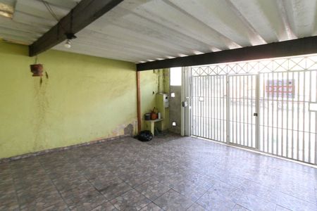 Casa à venda com 125m², 2 quartos e 2 vagas Casa à venda com 125m², 2 quartos e 2 vagasGaragem