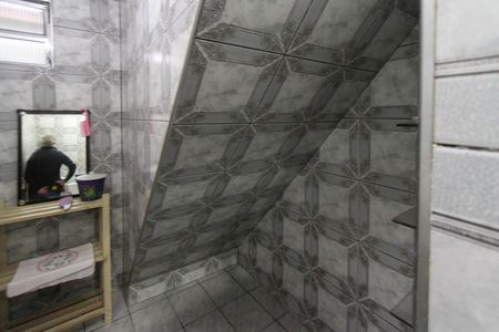 Casa à venda com 125m², 2 quartos e 2 vagas Casa à venda com 125m², 2 quartos e 2 vagasBanheiro 02