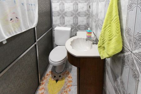 Casa à venda com 125m², 2 quartos e 2 vagas Casa à venda com 125m², 2 quartos e 2 vagasBanheiro 02