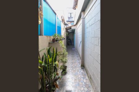 Casa à venda com 125m², 2 quartos e 2 vagas Casa à venda com 125m², 2 quartos e 2 vagasCorredor Lateral