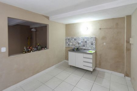 Casa à venda com 125m², 2 quartos e 2 vagas Casa à venda com 125m², 2 quartos e 2 vagasCozinha