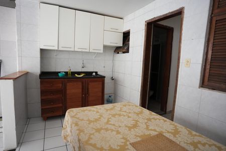 Casa de condomínio para alugar com 80m², 4 quartos e 1 vagaCozinha