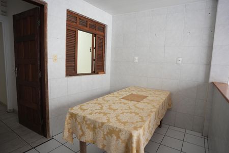 Casa de condomínio para alugar com 80m², 4 quartos e 1 vagaCozinha