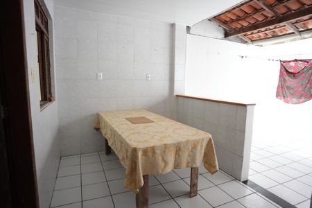 Casa de condomínio para alugar com 80m², 4 quartos e 1 vagaCozinha