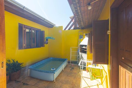 Casa à venda com 90m², 2 quartos e 1 vagaQuintal