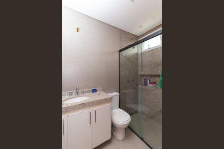 Casa à venda com 260m², 3 quartos e 3 vagasBanheiro da Suíte 3