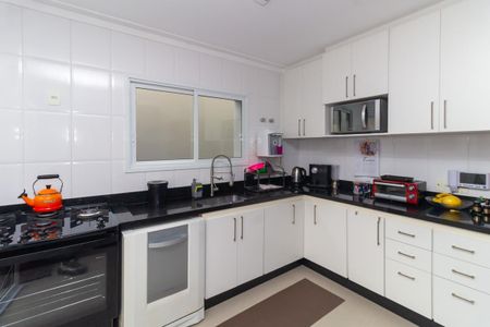 Casa à venda com 260m², 3 quartos e 3 vagasCozinha 