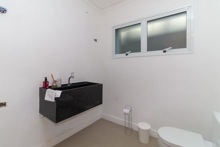 Casa à venda com 260m², 3 quartos e 3 vagasLavabo