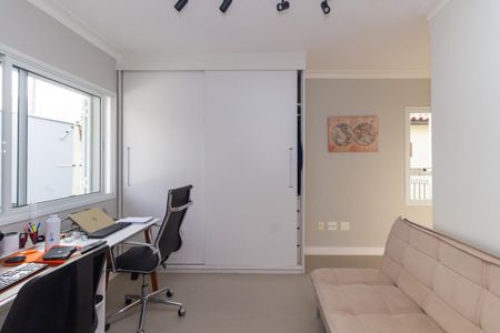 Casa à venda com 260m², 3 quartos e 3 vagas Suíte 3