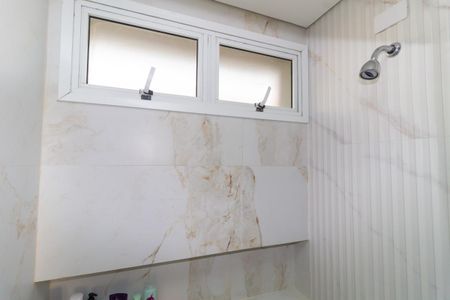 Casa à venda com 260m², 3 quartos e 3 vagasBanheiro da Suíte 1