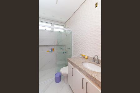 Casa à venda com 260m², 3 quartos e 3 vagasBanheiro da Suíte 2