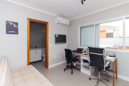 Casa à venda com 260m², 3 quartos e 3 vagas Suíte 3