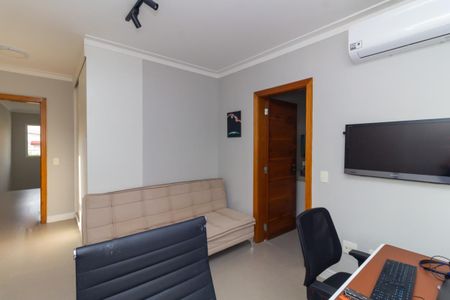 Casa à venda com 260m², 3 quartos e 3 vagas Suíte 3