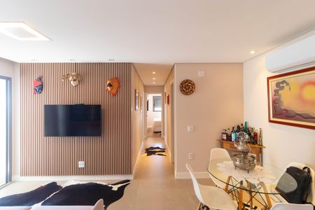 Apartamento à venda com 107m², 2 quartos e 2 vagasSala