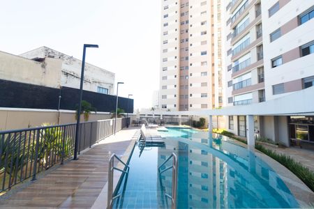 Apartamento à venda com 107m², 2 quartos e 2 vagasÁrea comum - Piscina