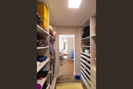 Apartamento à venda com 107m², 2 quartos e 2 vagasCloset da Suíte 02