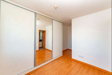 Apartamento à venda com 183m², 4 quartos e 2 vagasSuíte