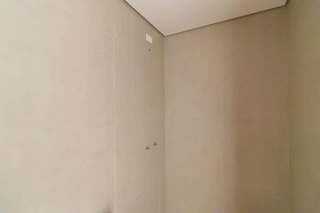 Casa de condomínio à venda com 150m², 2 quartos e 2 vagas Casa de condomínio à venda com 150m², 2 quartos e 2 vagasBanheiro da suíte 2