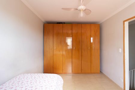 Casa à venda com 102m², 2 quartos e 4 vagas Casa à venda com 102m², 2 quartos e 4 vagasQuarto 1