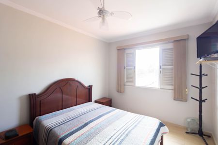 Casa à venda com 102m², 2 quartos e 4 vagas Casa à venda com 102m², 2 quartos e 4 vagasQuarto 2