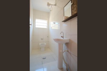 Casa para alugar com 130m², 1 quarto e 2 vagasBanheiro