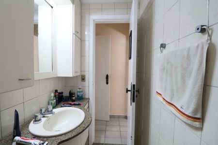 Apartamento para alugar com 130m², 4 quartos e 1 vaga Apartamento para alugar com 130m², 4 quartos e 1 vagaBanheiro Suíte