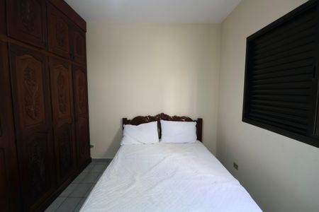 Apartamento para alugar com 130m², 4 quartos e 1 vaga Apartamento para alugar com 130m², 4 quartos e 1 vagaQuarto