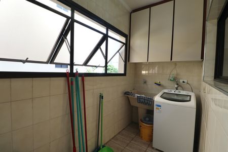 Apartamento para alugar com 130m², 4 quartos e 1 vaga Apartamento para alugar com 130m², 4 quartos e 1 vagaÁrea de Serviço
