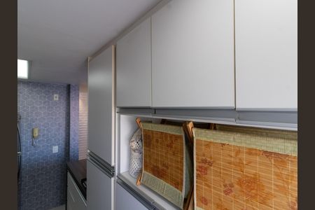 Apartamento para alugar com 45m², 2 quartos e sem vagaCozinha e Área de Serviço