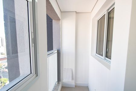 Apartamento à venda com 81m², 2 quartos e 1 vaga Apartamento à venda com 81m², 2 quartos e 1 vagaÁrea de serviço