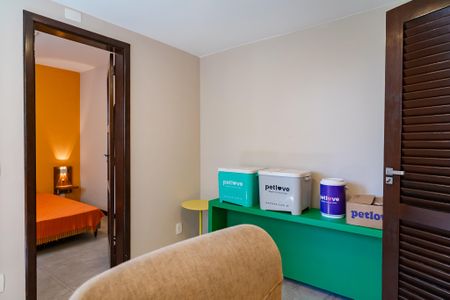 Casa de condomínio à venda com 343m², 5 quartos e 2 vagas Casa de condomínio à venda com 343m², 5 quartos e 2 vagasSuíte 4