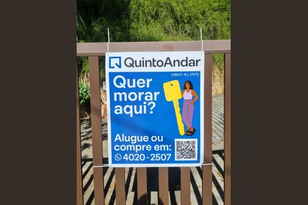 Casa de condomínio à venda com 343m², 5 quartos e 2 vagas Casa de condomínio à venda com 343m², 5 quartos e 2 vagasPlaca