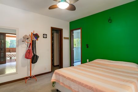 Casa de condomínio à venda com 343m², 5 quartos e 2 vagas Casa de condomínio à venda com 343m², 5 quartos e 2 vagasSuíte 1