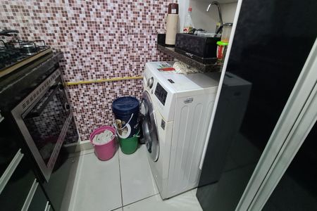 Apartamento para alugar com 34m², 2 quartos e sem vaga Apartamento para alugar com 34m², 2 quartos e sem vagaCozinha e Área de Serviço