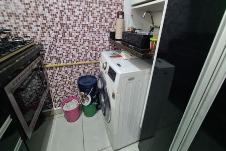 Apartamento para alugar com 34m², 2 quartos e sem vaga Apartamento para alugar com 34m², 2 quartos e sem vagaCozinha e Área de Serviço