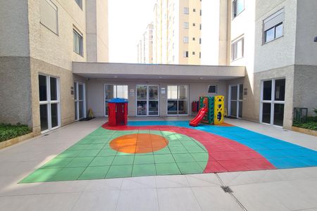 Apartamento para alugar com 34m², 2 quartos e sem vaga Apartamento para alugar com 34m², 2 quartos e sem vagaÁrea comum - Playground
